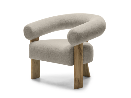 Designové křeslo KOKEI béžové – elegantní tvar a dubové nohy