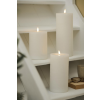 LED sloupová svíčka WARM FLAME 20 cm bílá pro romantickou atmosféru