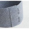 Dekorační šedý obal na vánoční stromek DEERBOX se sobem pro útulnou atmosféru