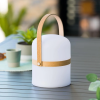 KIARA venkovní lampa 26,5 cm – stylová bílá s praktickou rukojetí