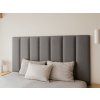Designový panel QUADRATTA 15x60 cm šedý na zeď za postel